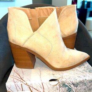Booties size 7.5